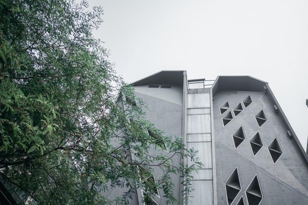 Kosenda Hotel Джакарта Екстериор снимка