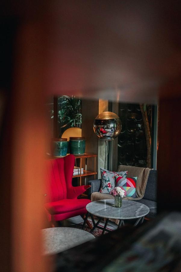 Kosenda Hotel Джакарта Екстериор снимка