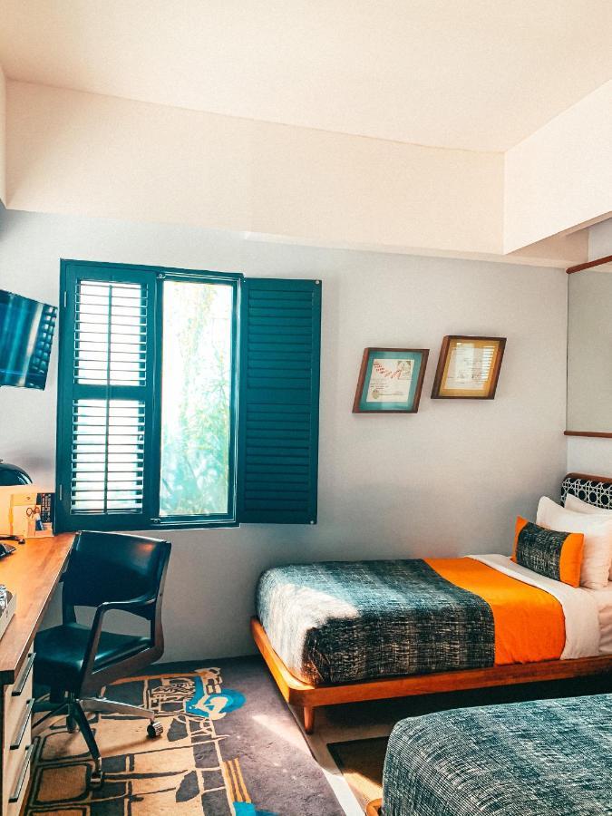 Kosenda Hotel Джакарта Екстериор снимка